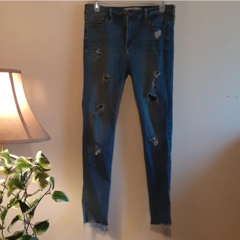 Hollister High Rise Super Skinny Distressed Jeans